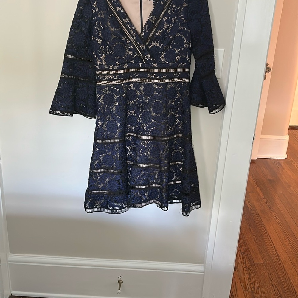 SHANI Navy and Cream Lace Long Sleeve Dress